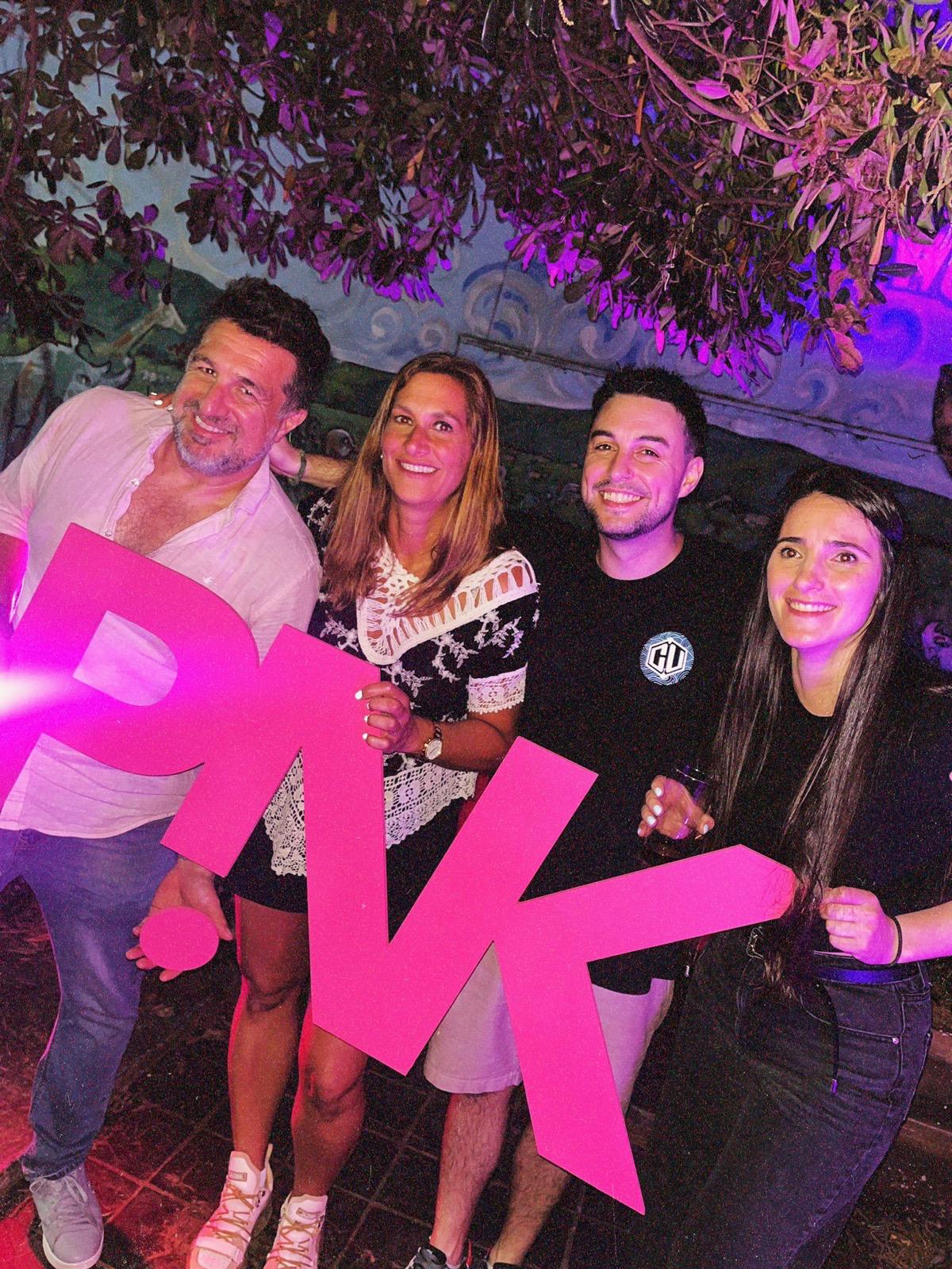 Equipo Animal Pink - Foto 7